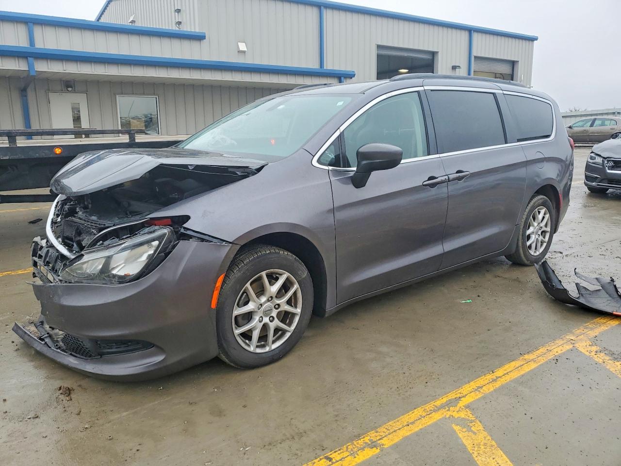 CHRYSLER VOYAGER 2021