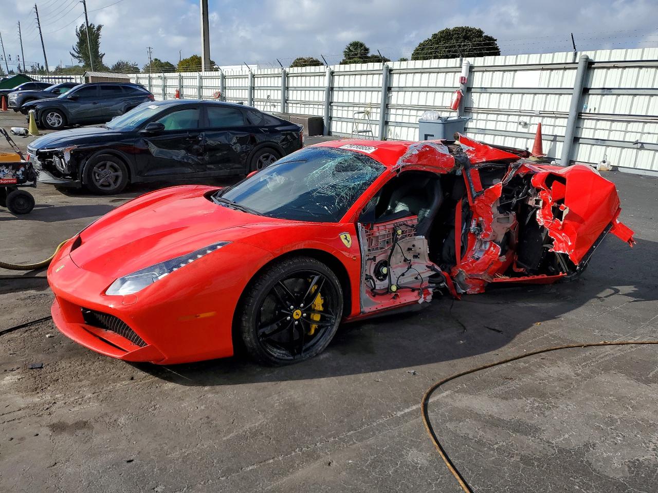 FERRARI 488 GTB 2016