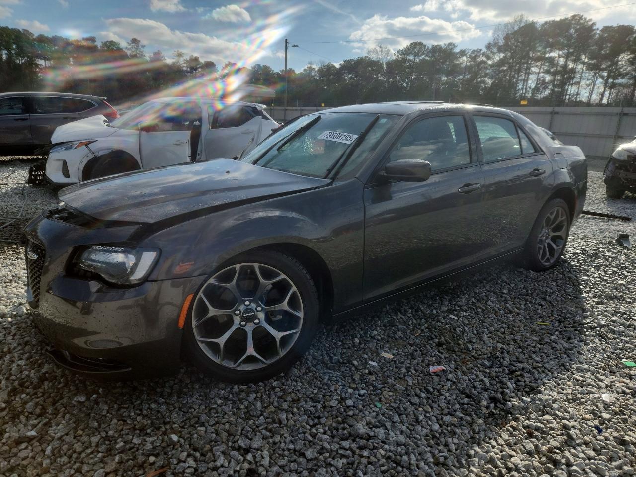 CHRYSLER 300 2015