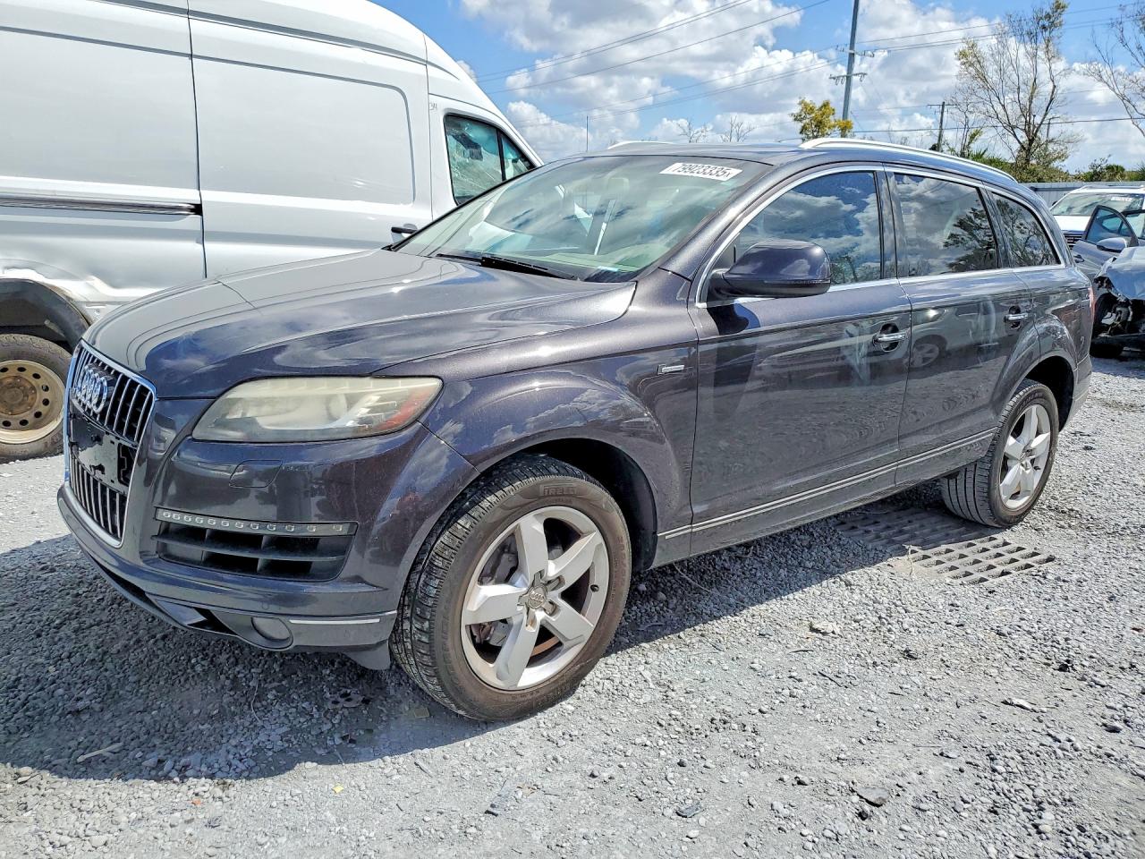 AUDI Q7 2014