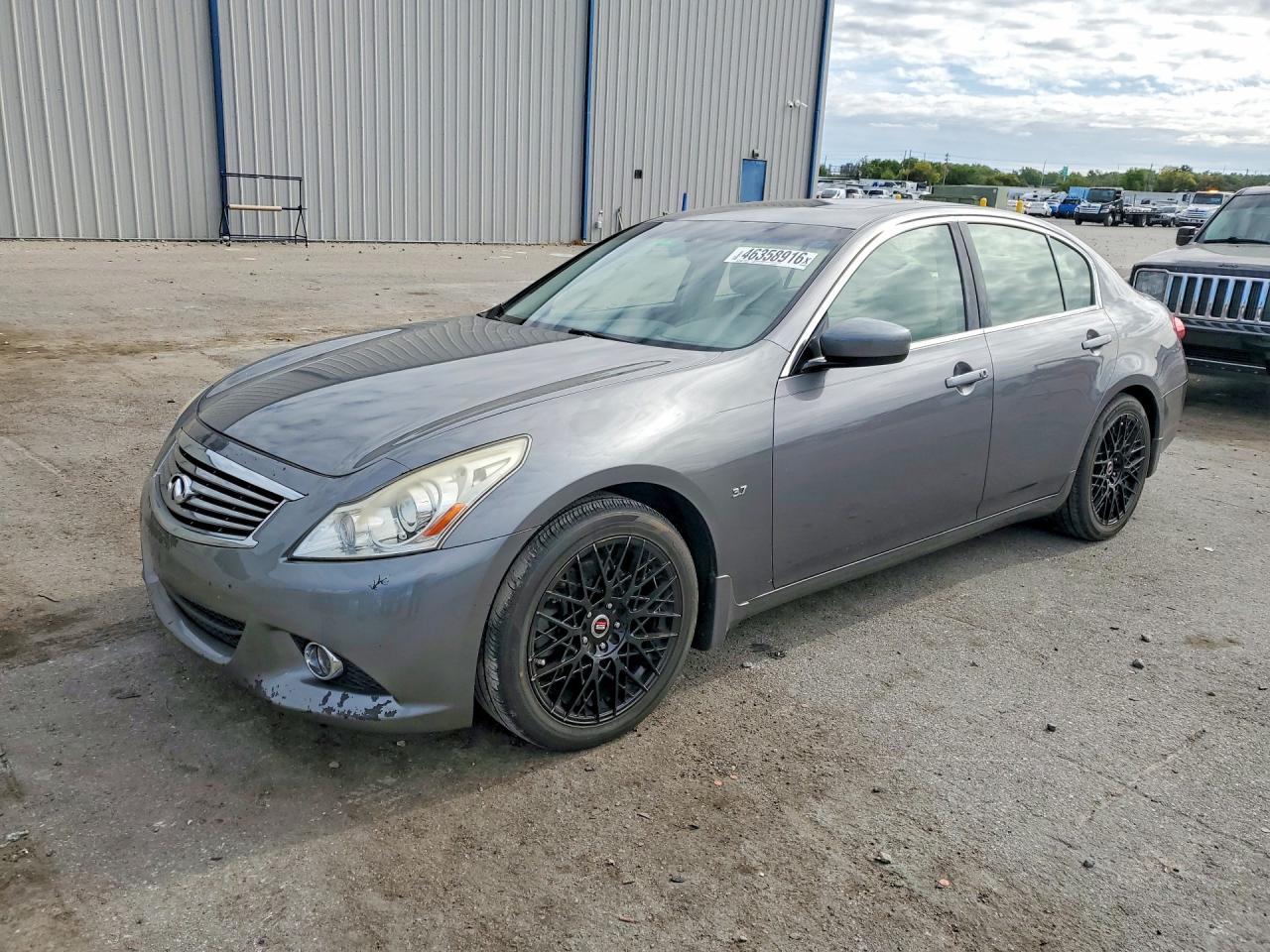 INFINITI Q40 2015