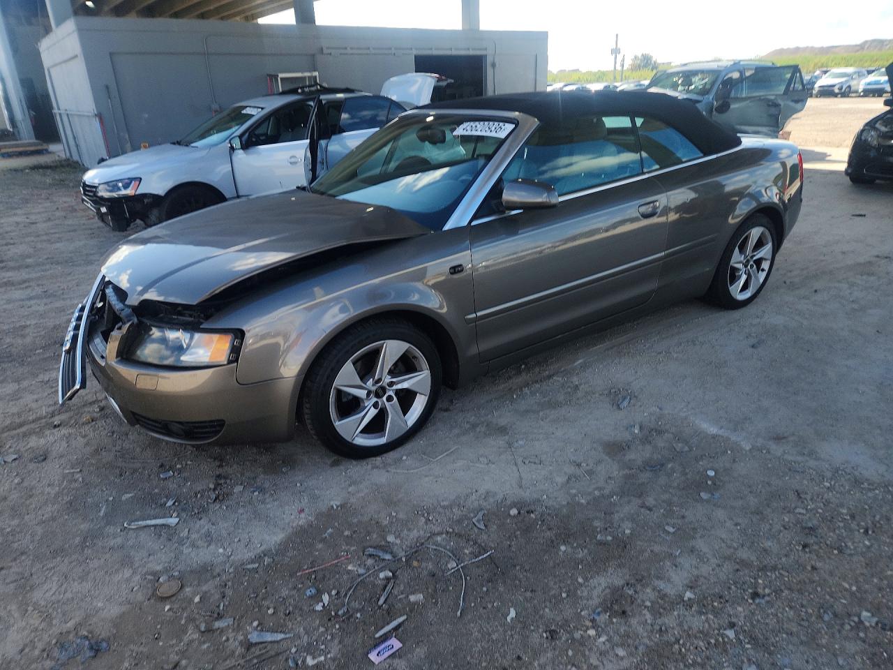 AUDI A4 2005