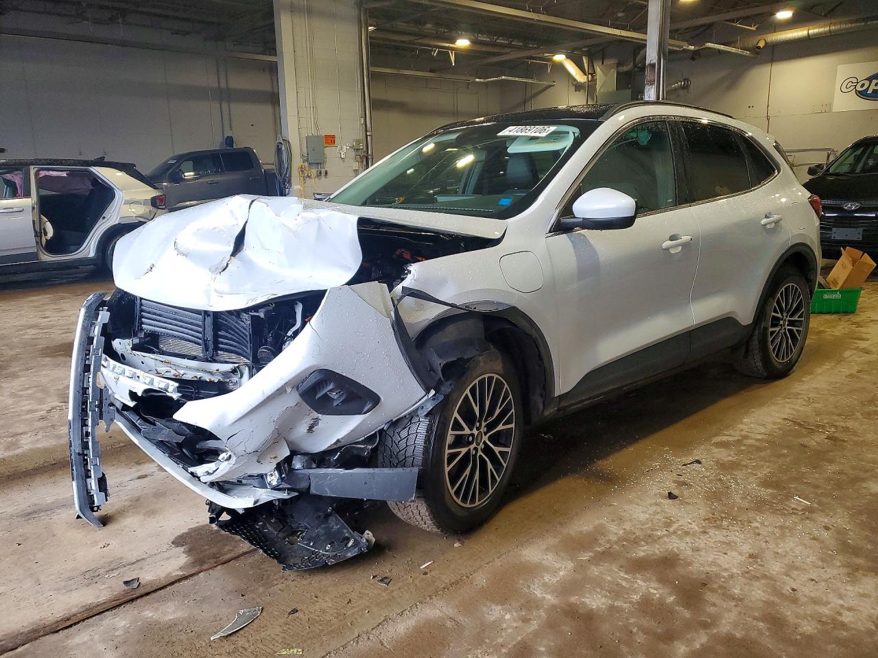 FORD ESCAPE 2025