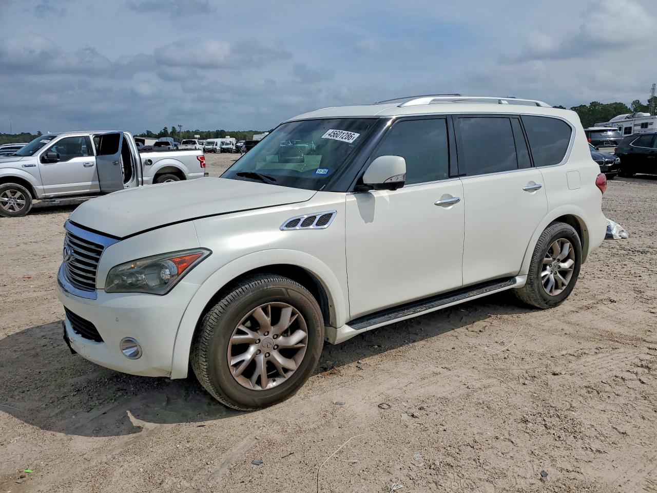 INFINITI QX56 2012