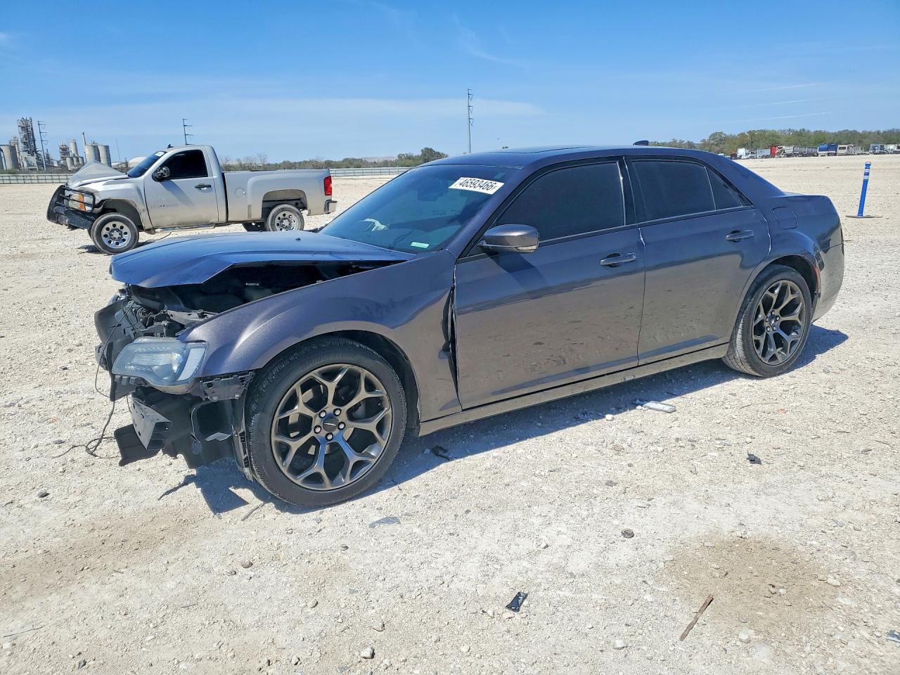 CHRYSLER 300 2015
