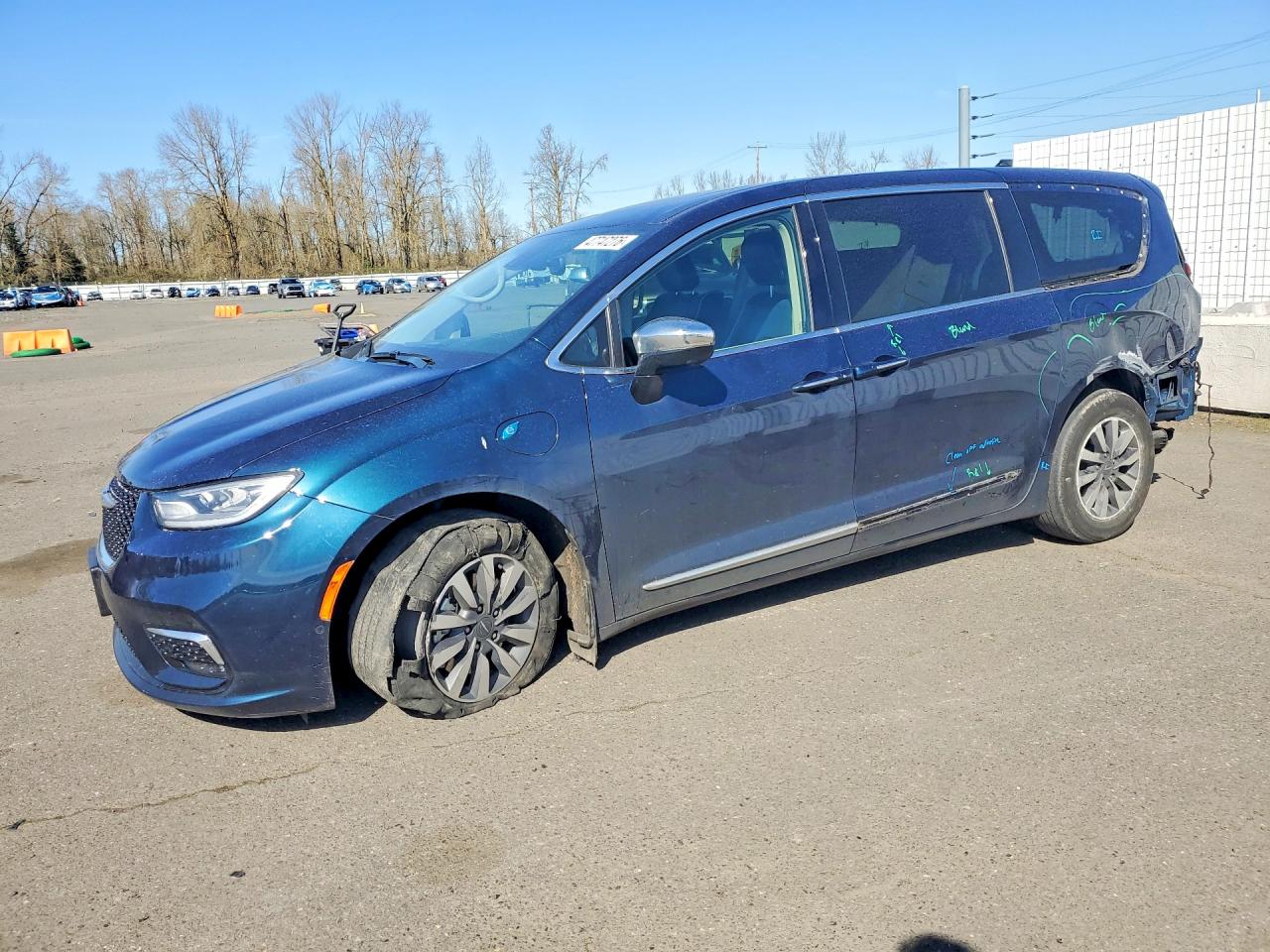 CHRYSLER PACIFICA 2023