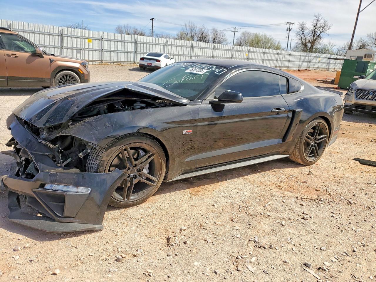 FORD MUSTANG 2019
