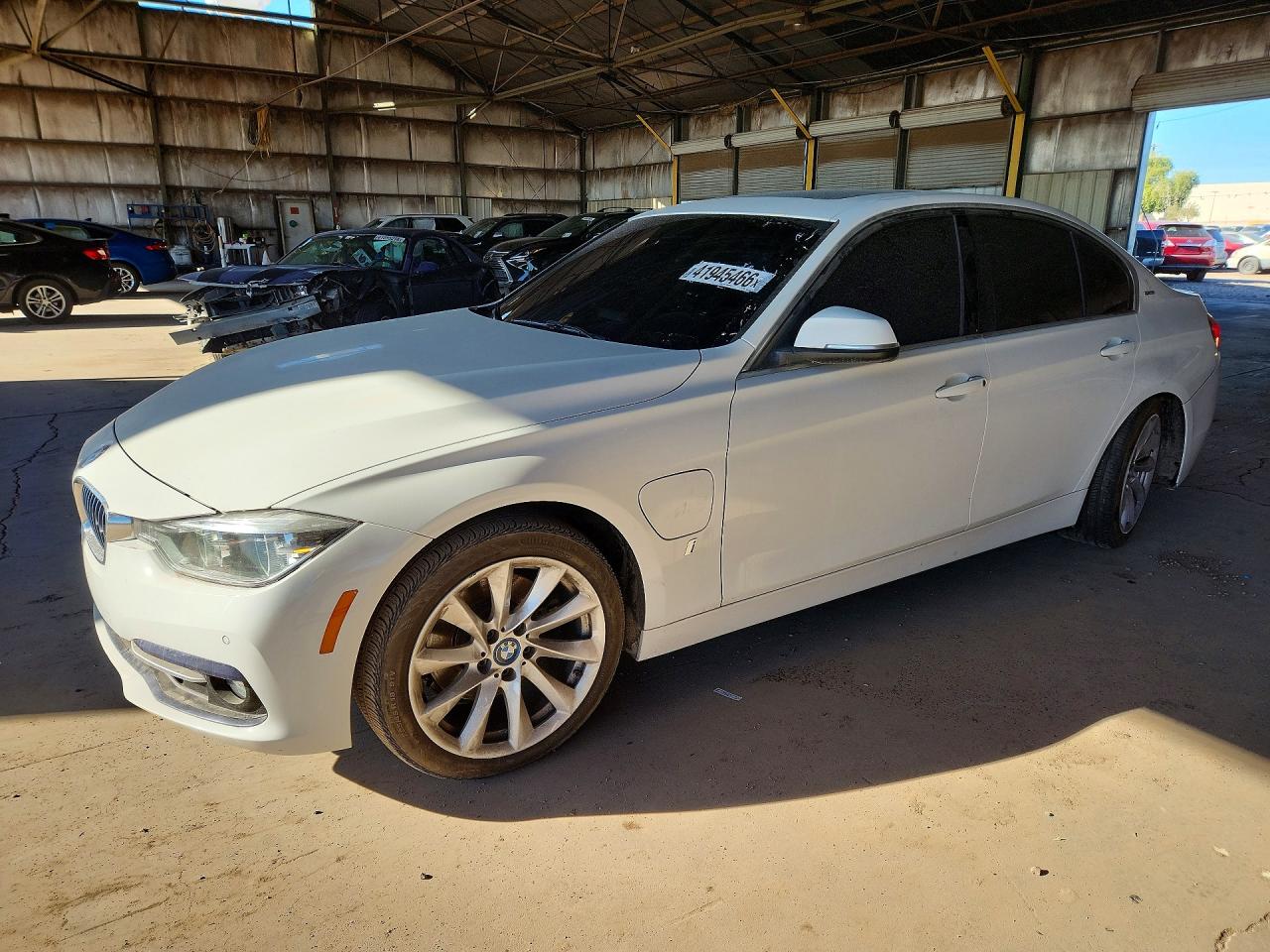 BMW 330E 2017
