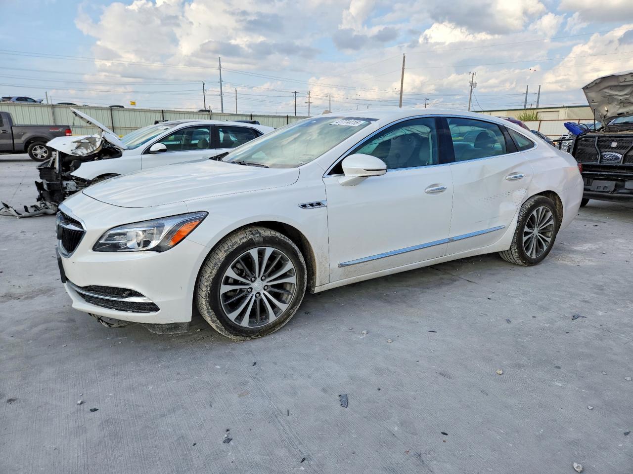 BUICK LACROSSE 2017