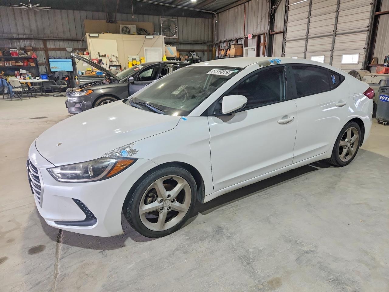 HYUNDAI ELANTRA 2018