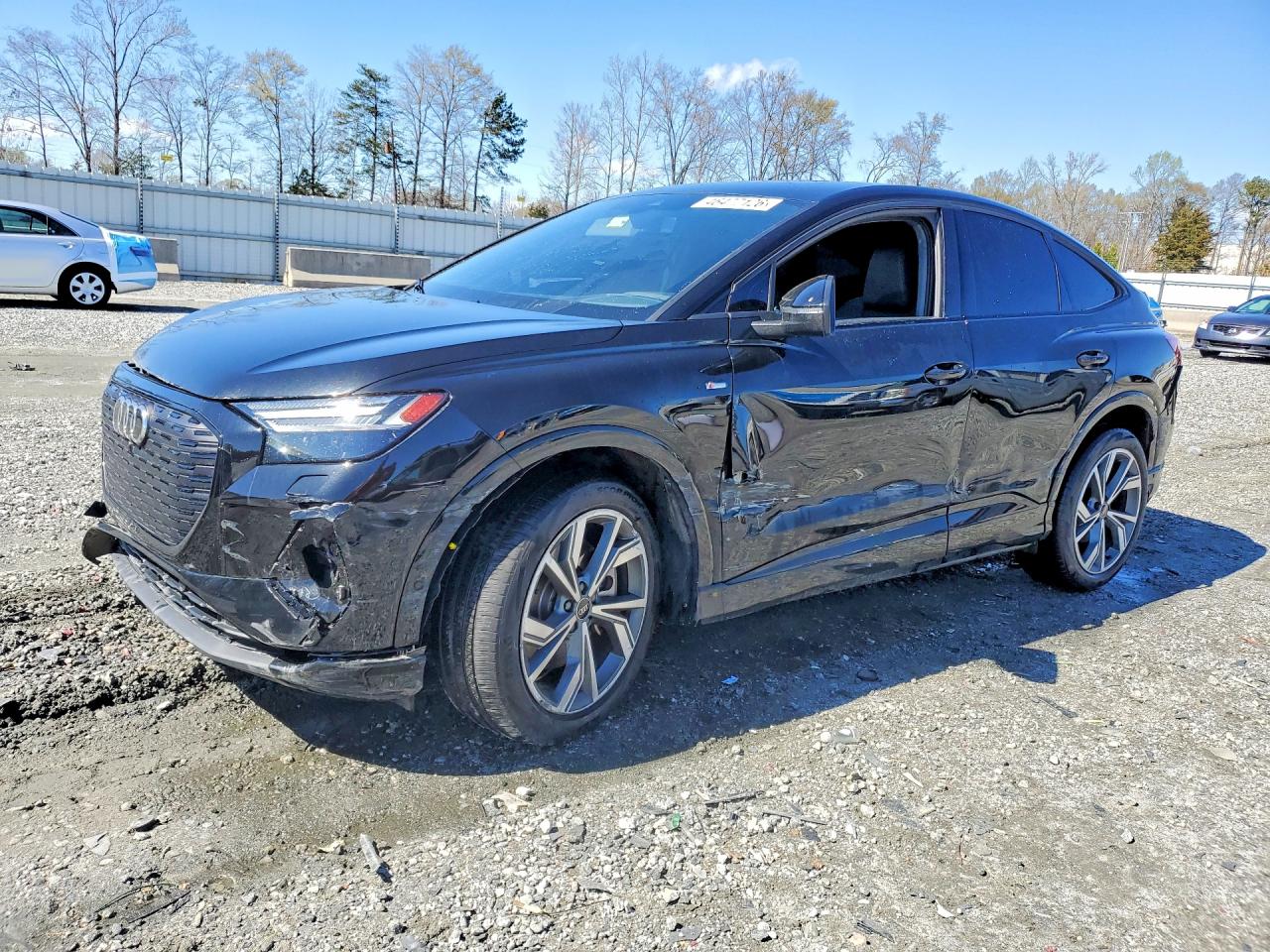 AUDI Q4 E-TRON 2024