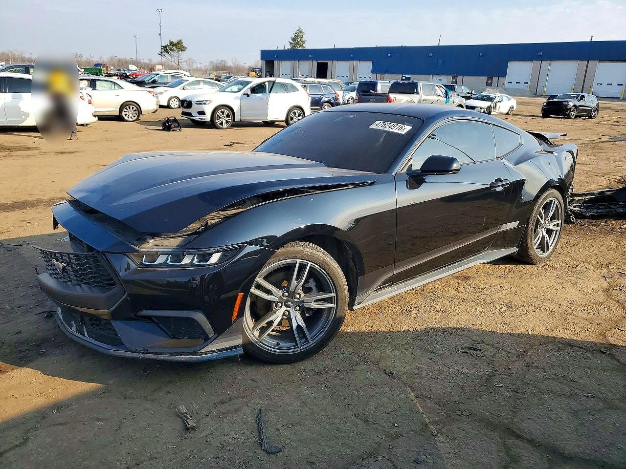 FORD MUSTANG 2024