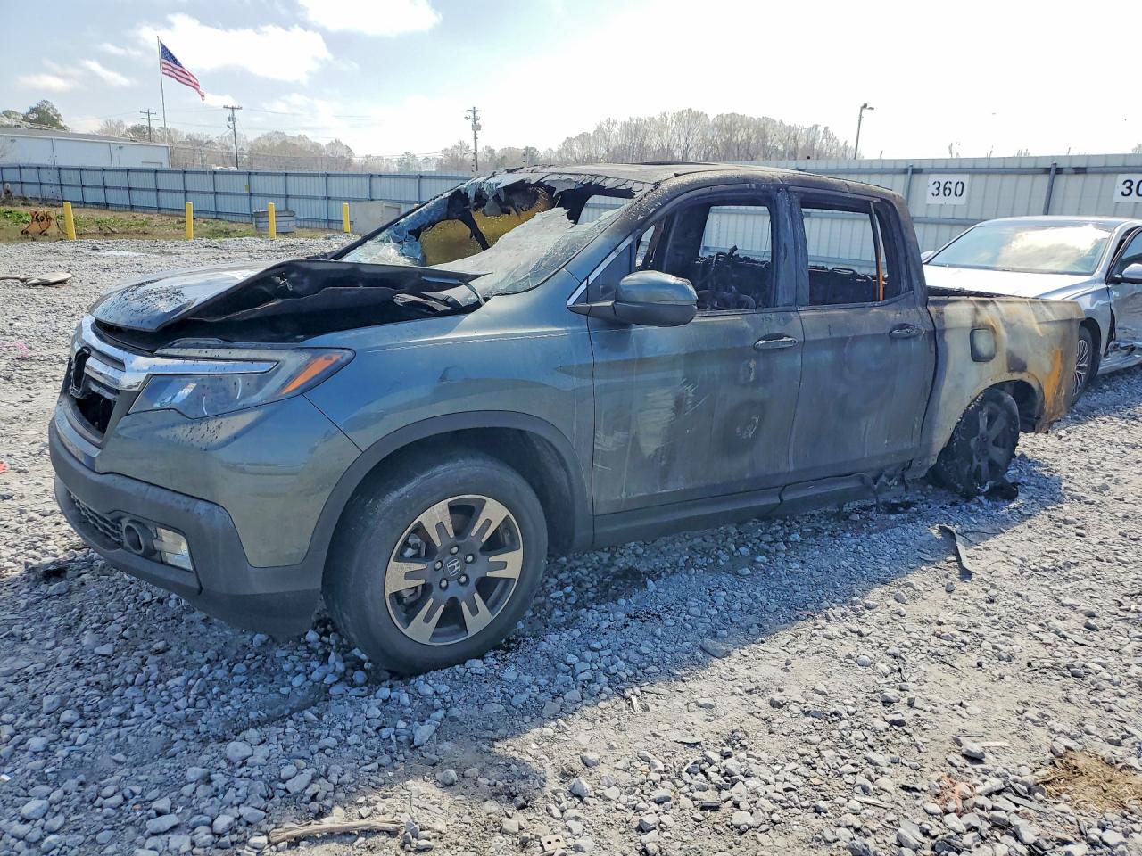 HONDA RIDGELINE 2019