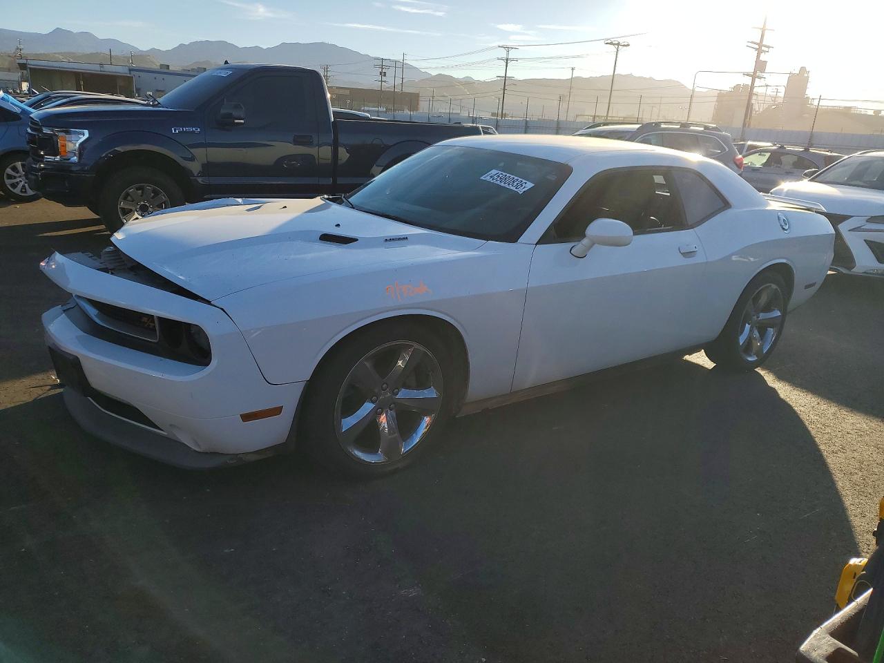 DODGE CHALLENGER 2012