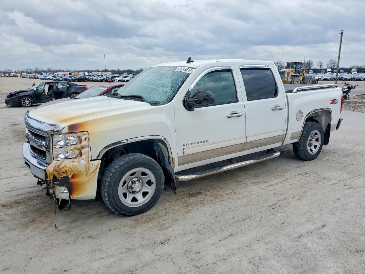 CHEVROLET SILVERADO 2011