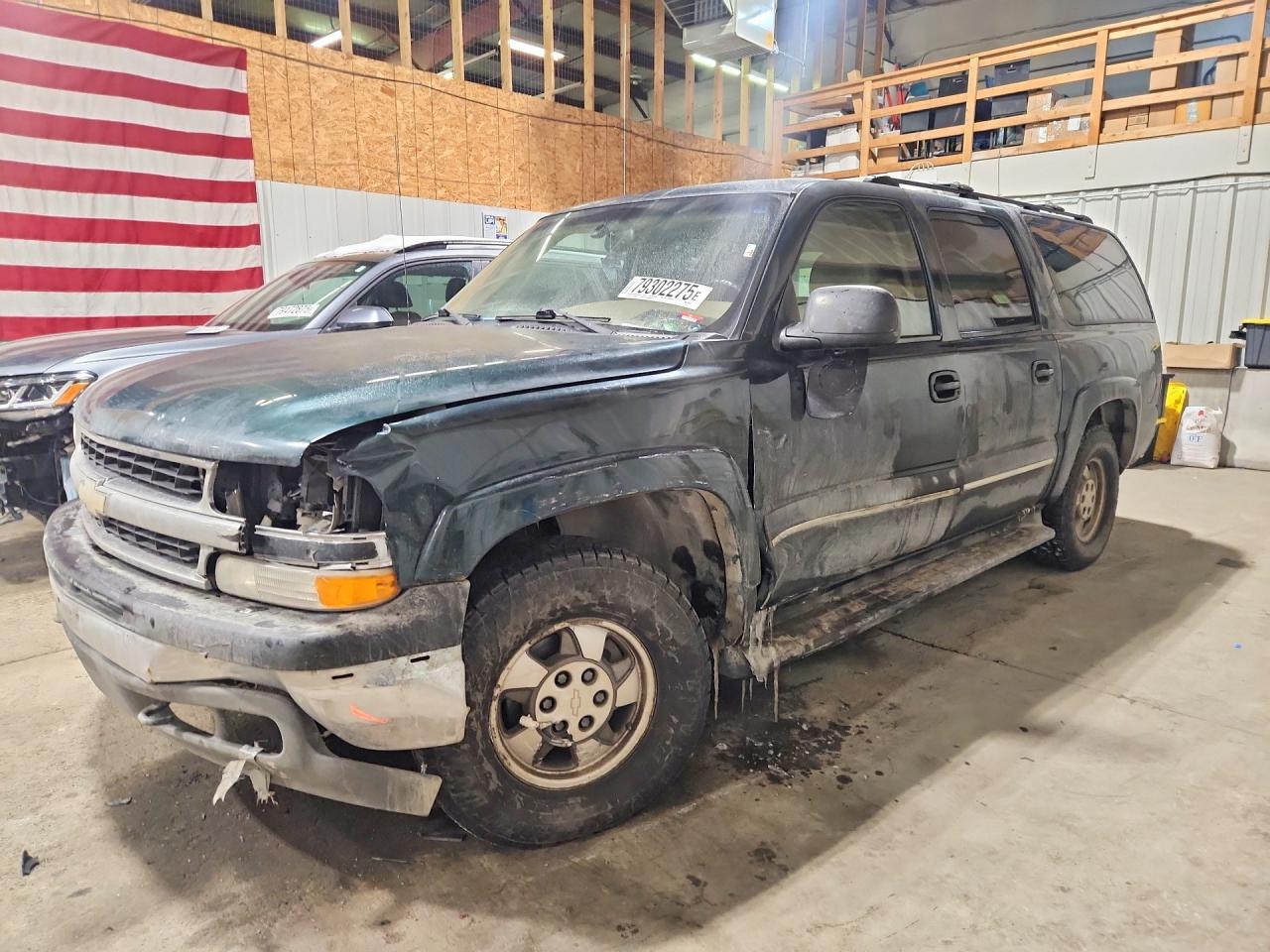 CHEVROLET SUBURBAN 2002