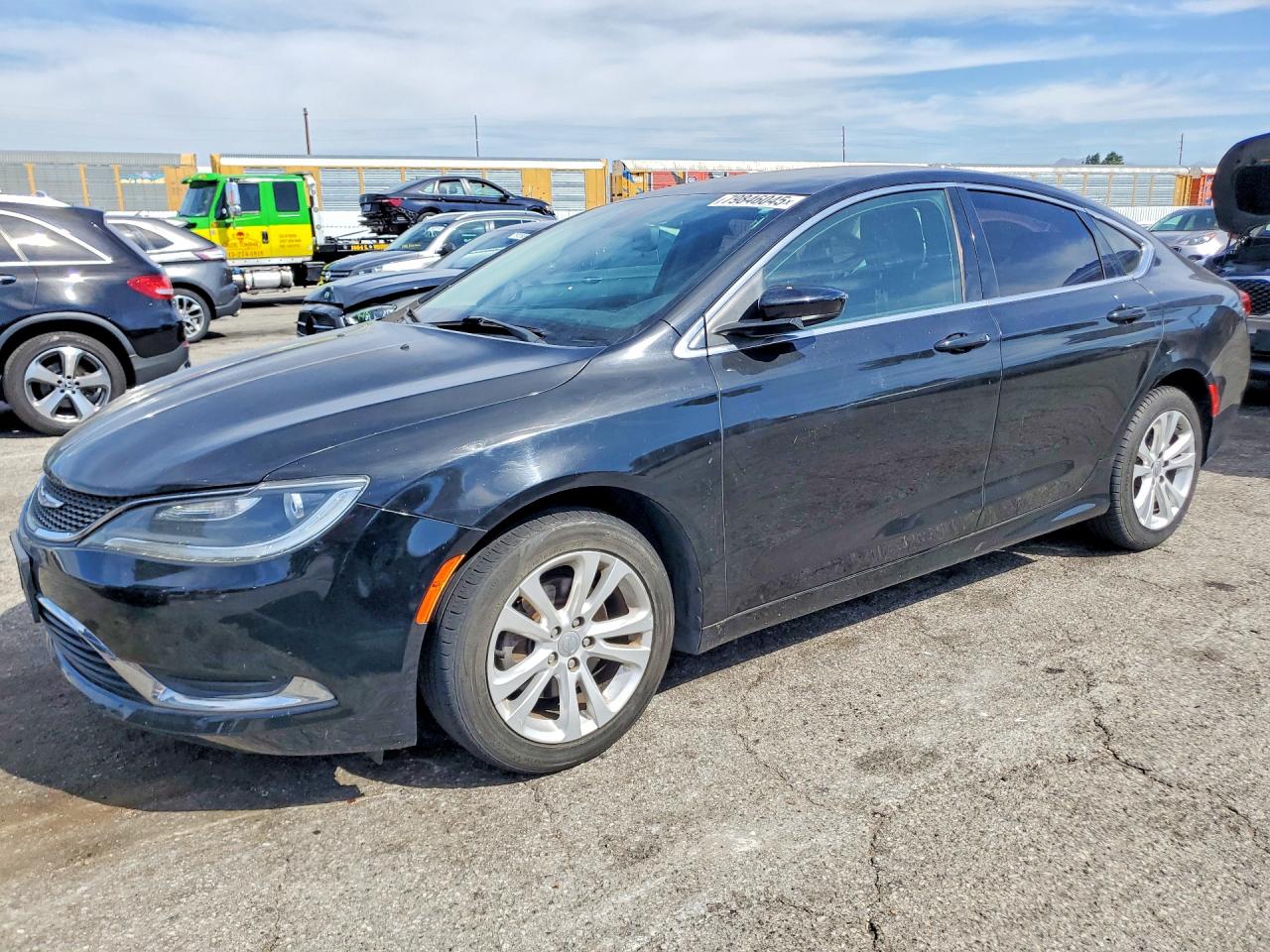CHRYSLER 200 2015