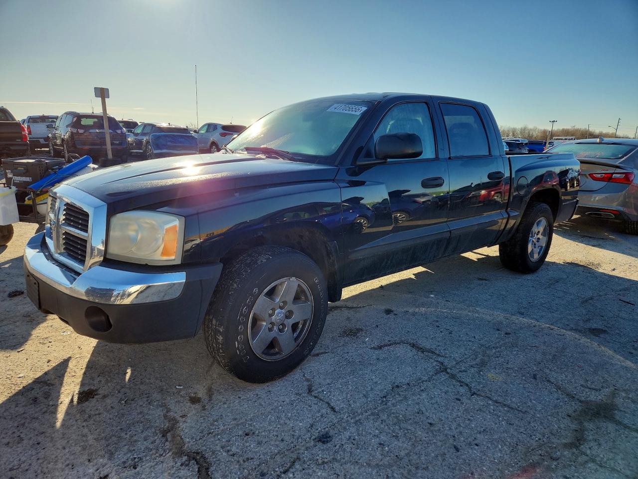 DODGE DAKOTA 2005