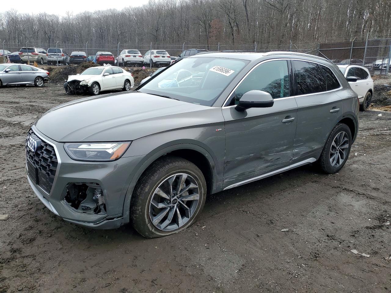 AUDI Q5 2025