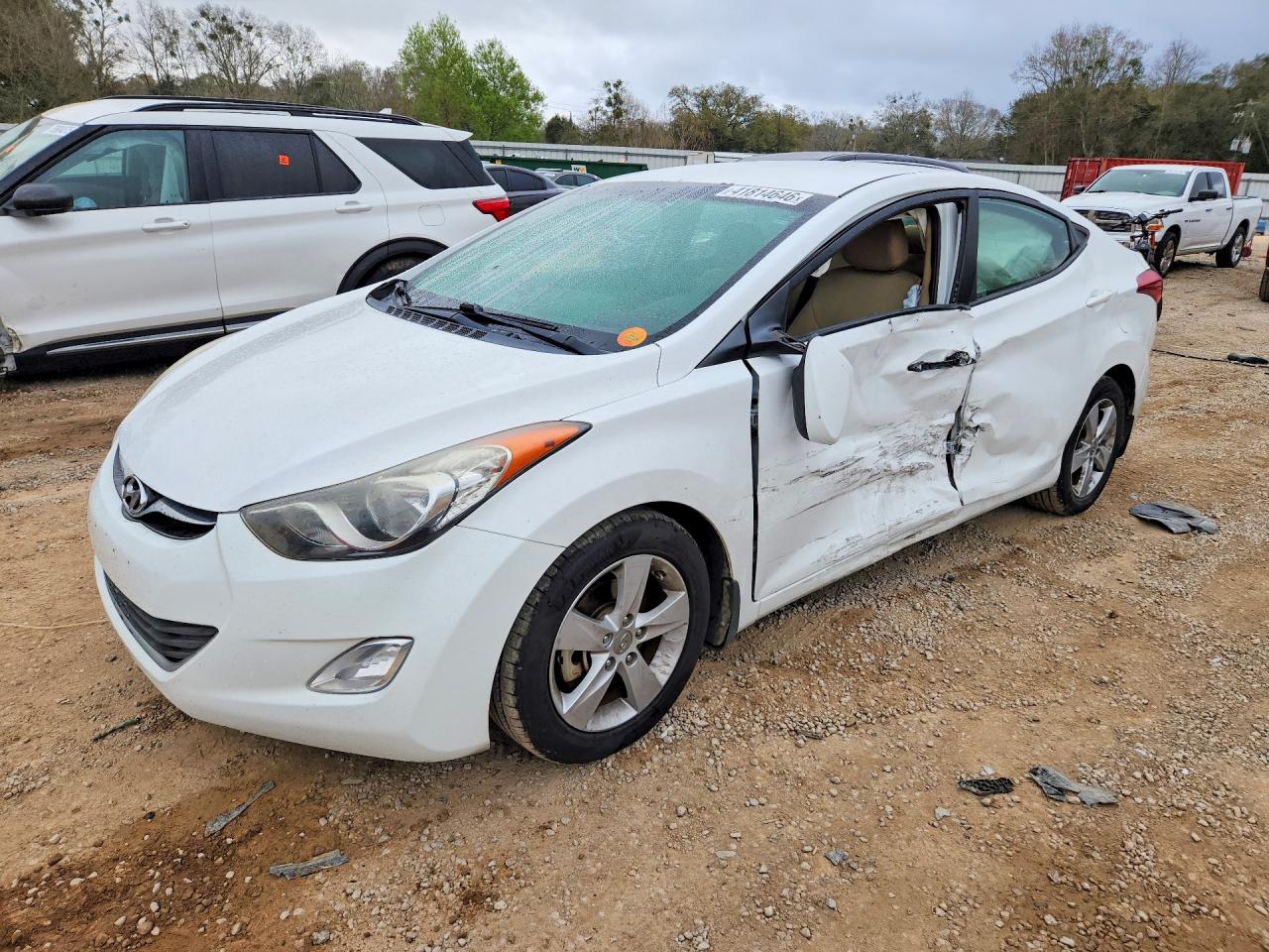 HYUNDAI ELANTRA 2013