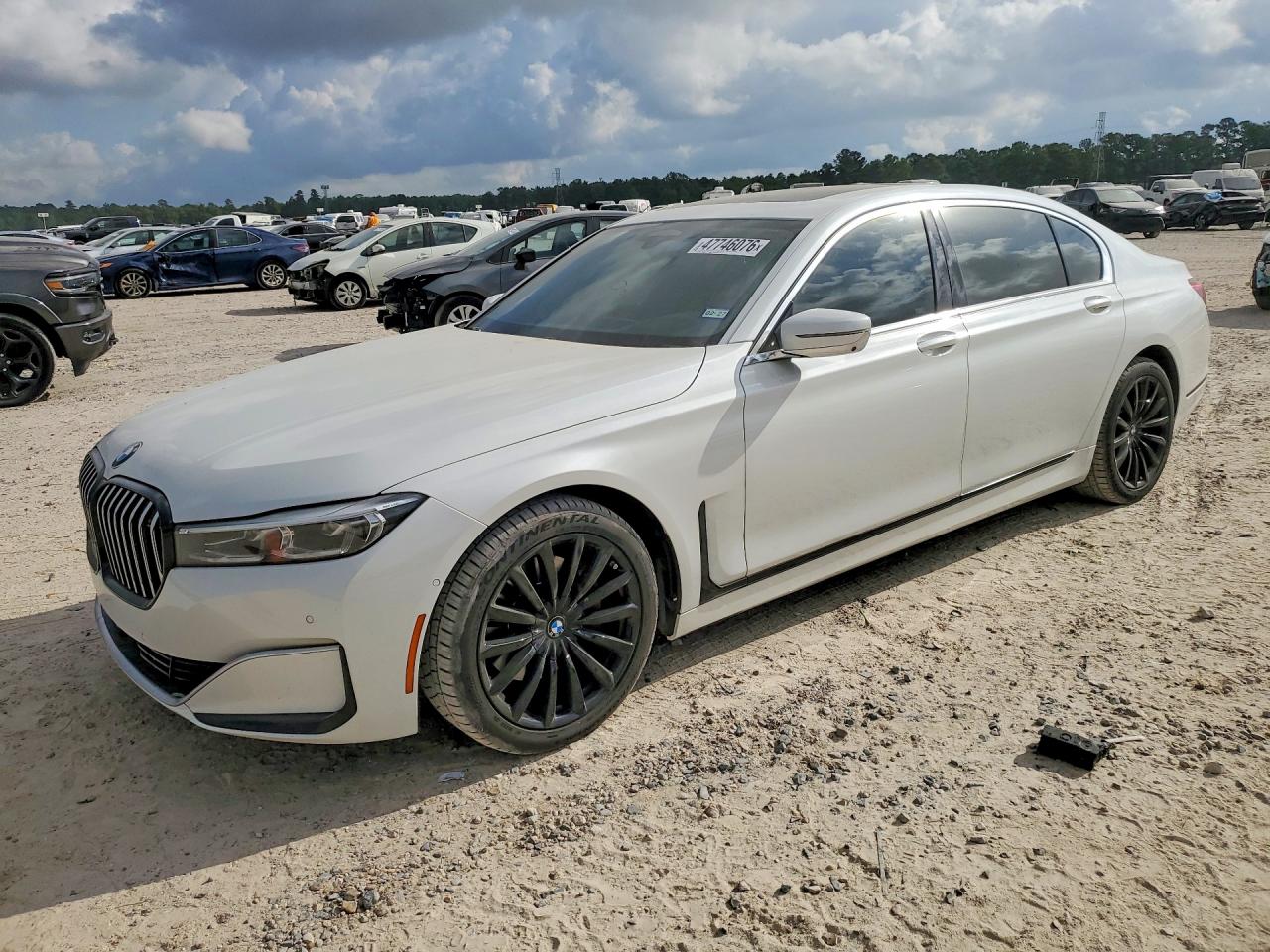 BMW 740 2021