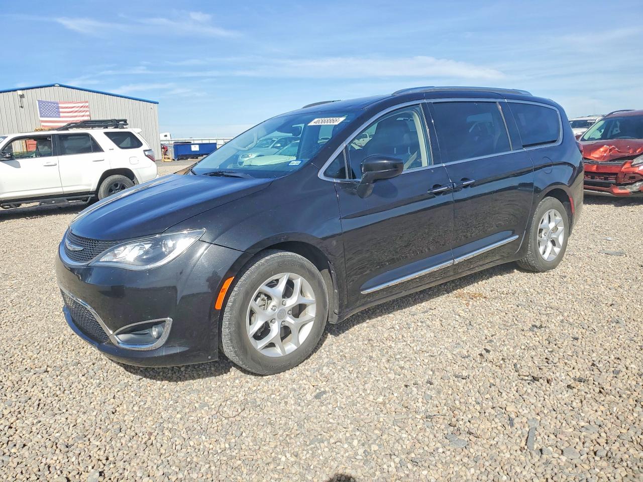 CHRYSLER PACIFICA 2018