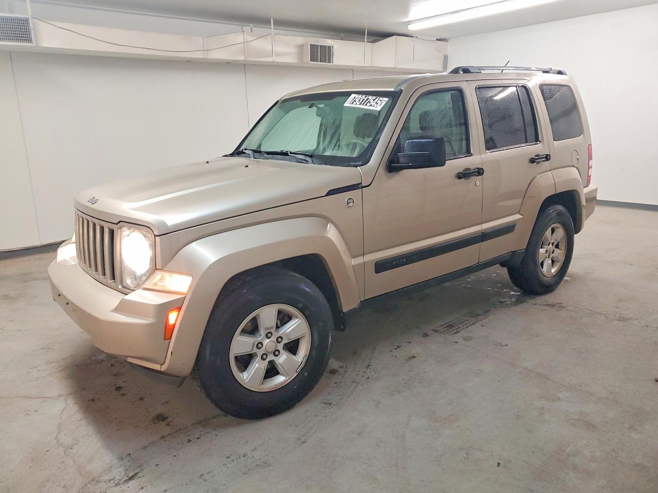 JEEP LIBERTY 2010