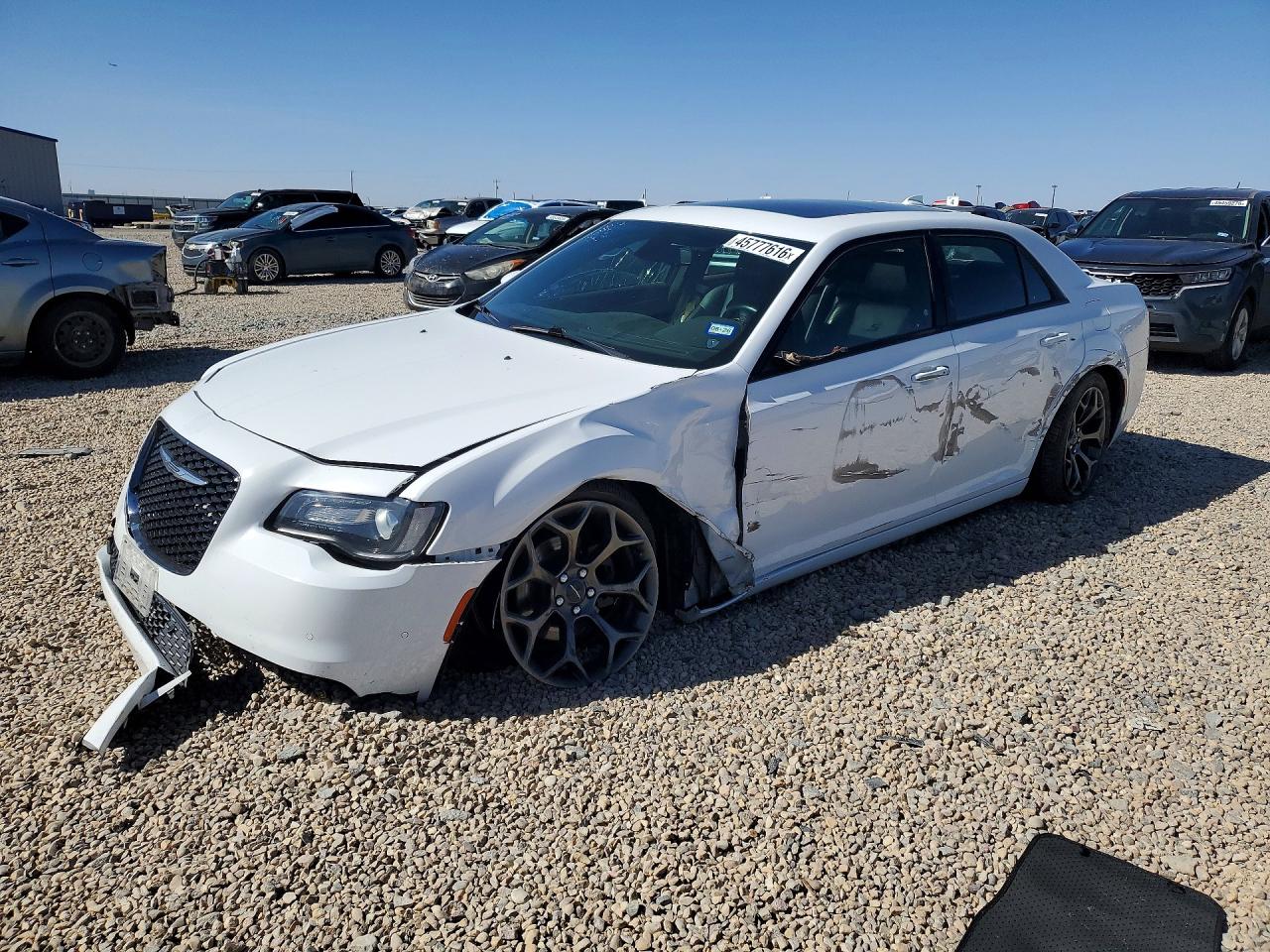 CHRYSLER 300 2020