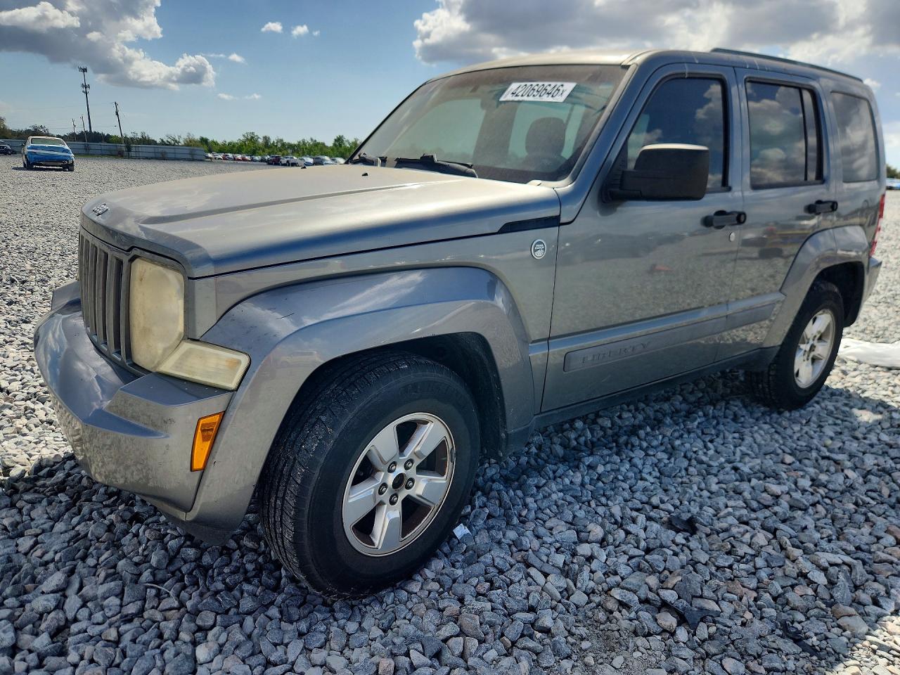 JEEP LIBERTY 2012