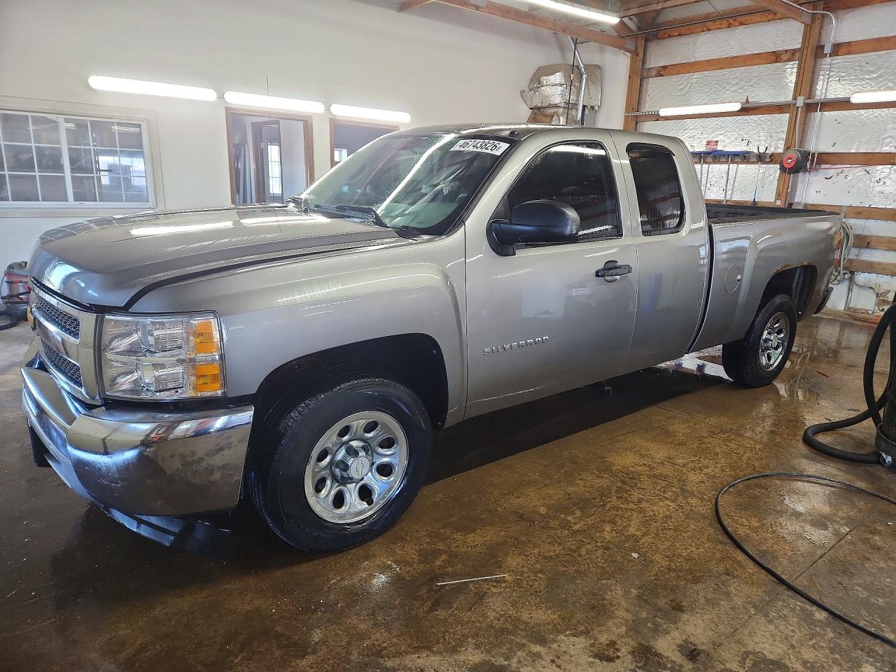 CHEVROLET SILVERADO 2012