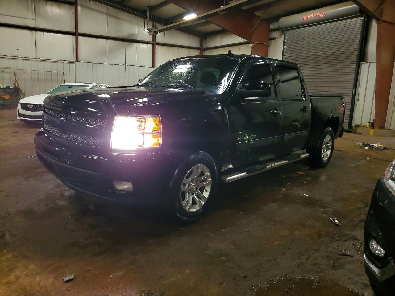 CHEVROLET SILVERADO 2011