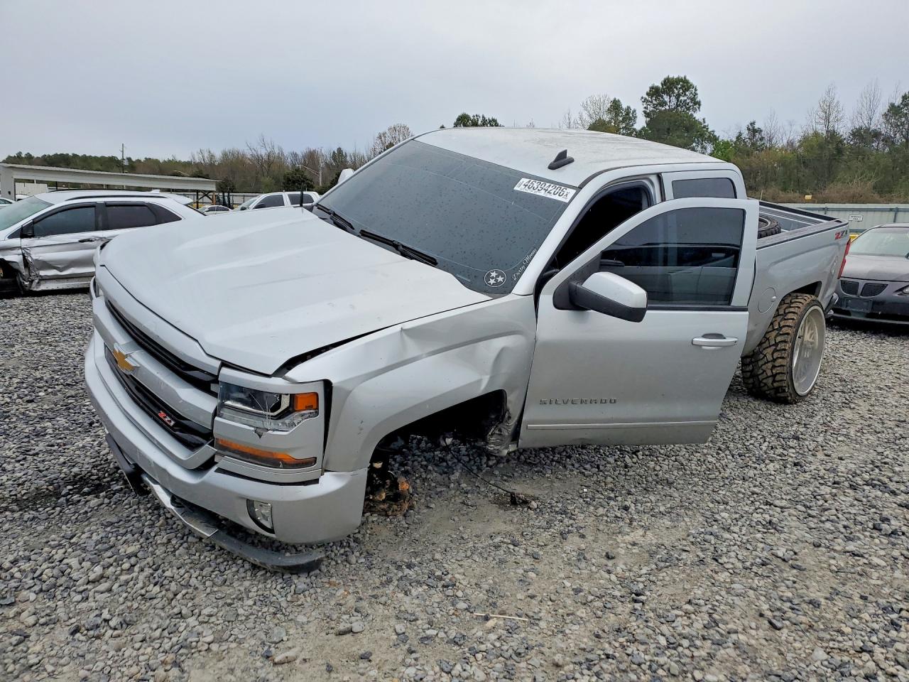 CHEVROLET SILVERADO 2017