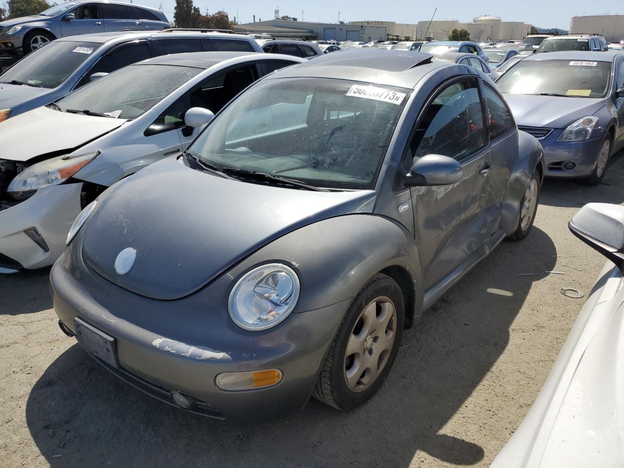 VOLKSWAGEN New Beetle 2003