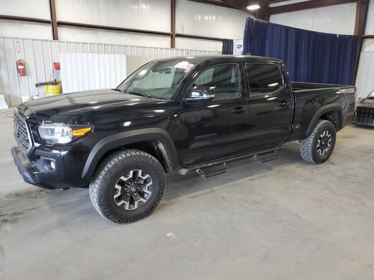 TOYOTA TACOMA DOU 2023