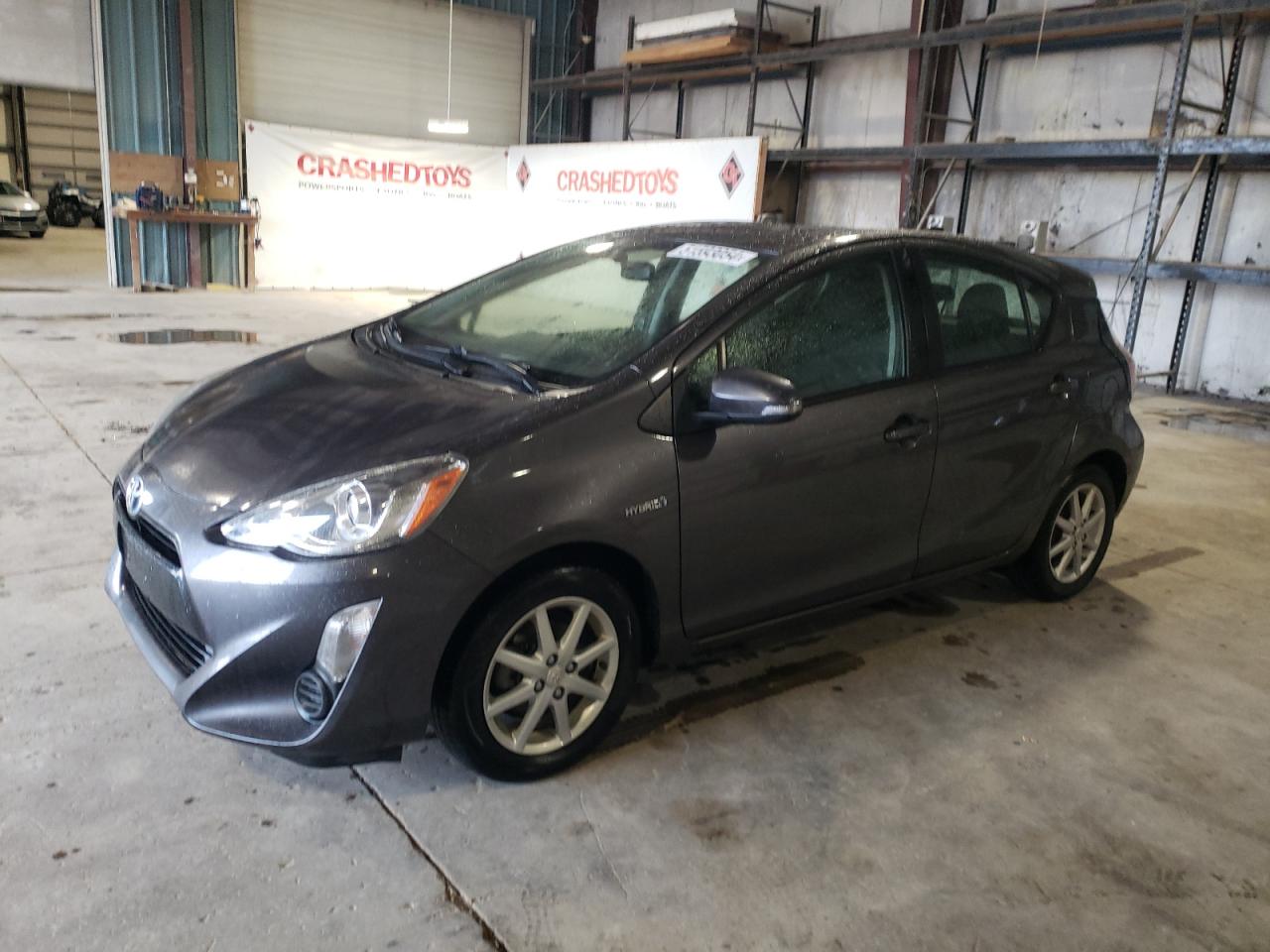 TOYOTA PRIUS C 2015