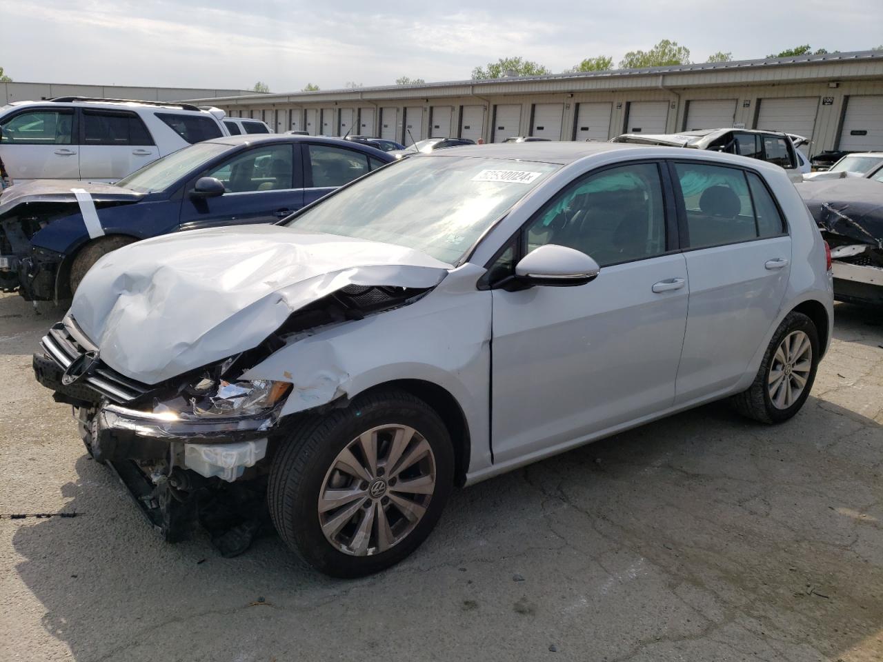 VOLKSWAGEN GOLF 2021