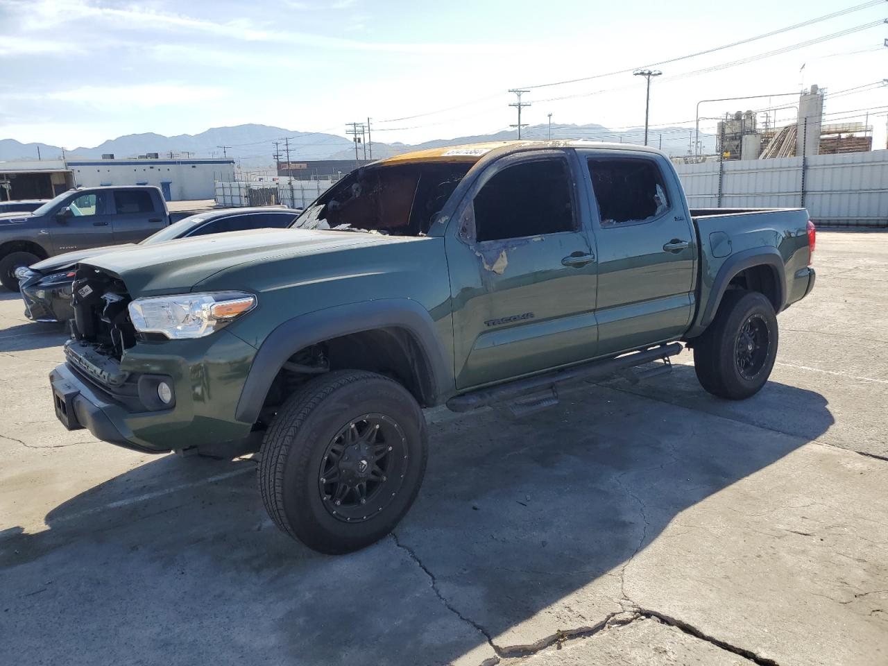 TOYOTA TACOMA DOU 2021