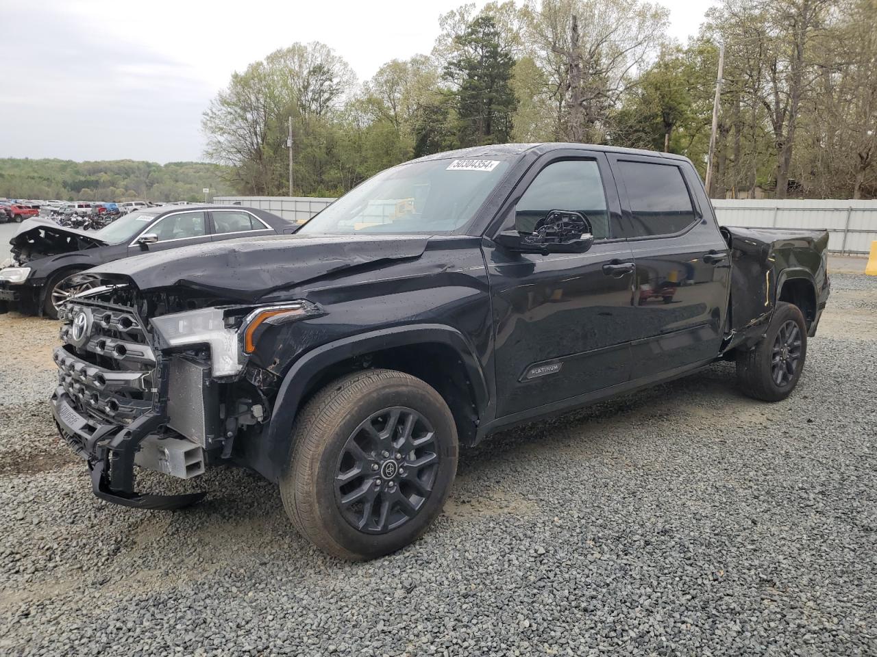 TOYOTA TUNDRA CRE 2022