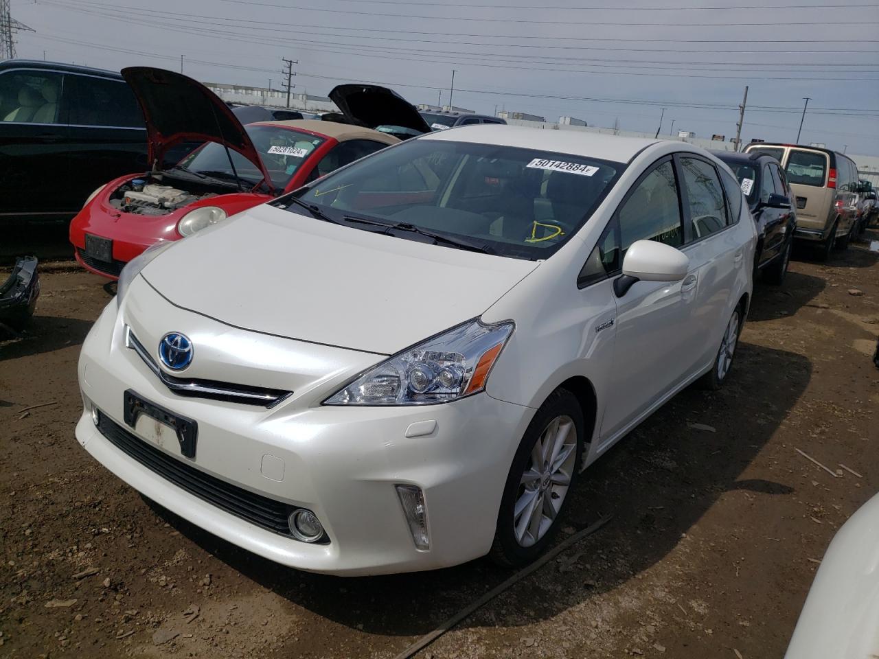 TOYOTA PRIUS V 2012