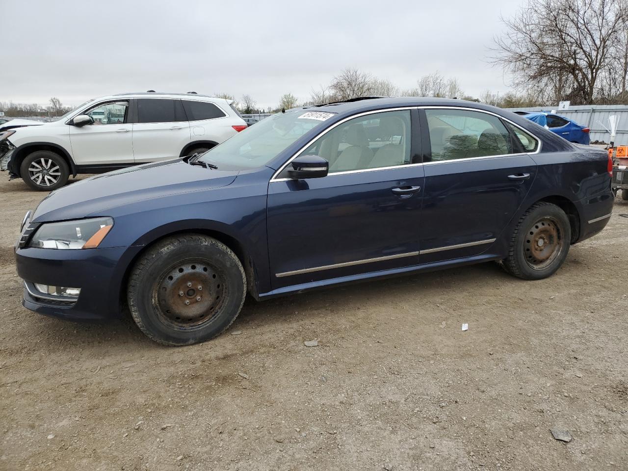 VOLKSWAGEN PASSAT SE 2014