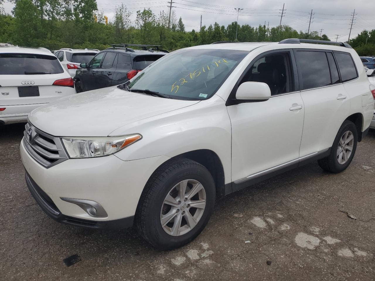 TOYOTA HIGHLANDER 2013