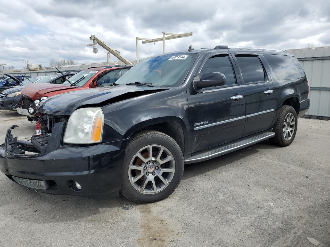 GMC YUKON XL D 2011