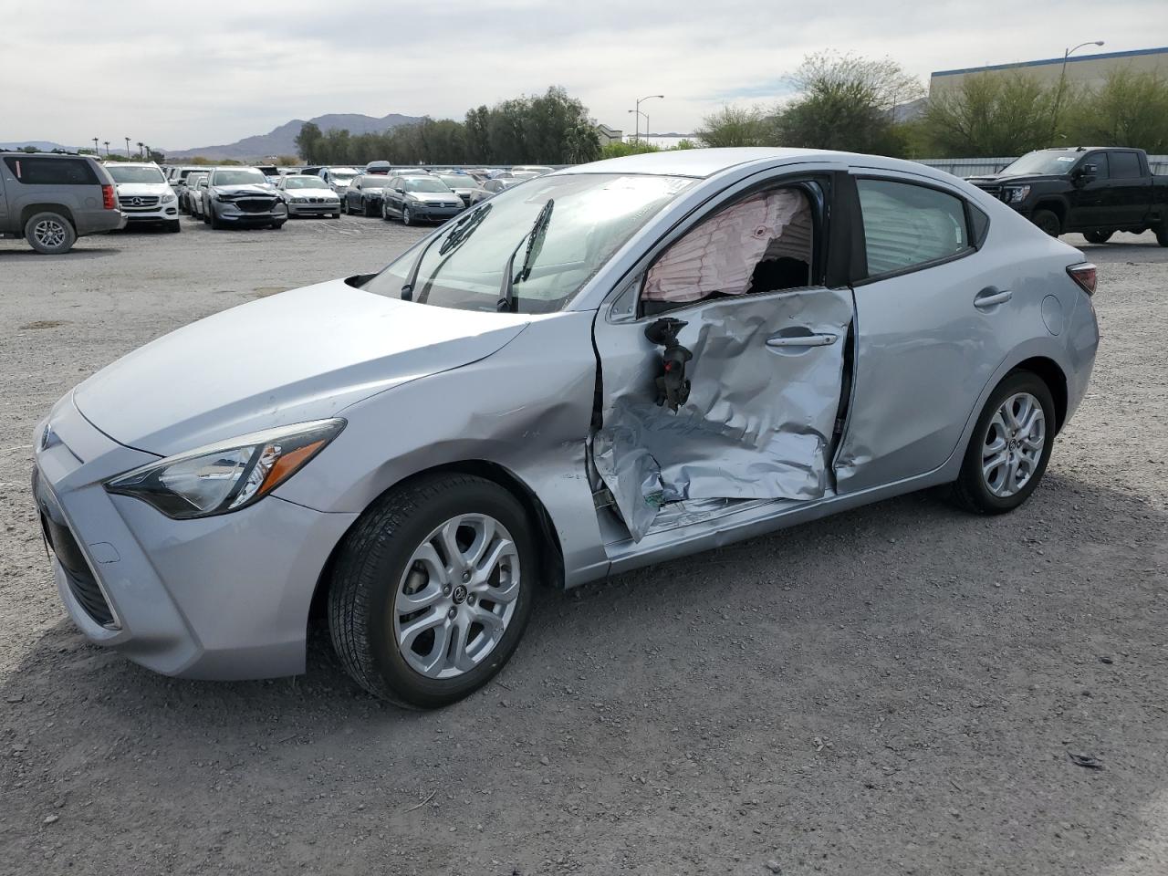 TOYOTA YARIS IA 2018