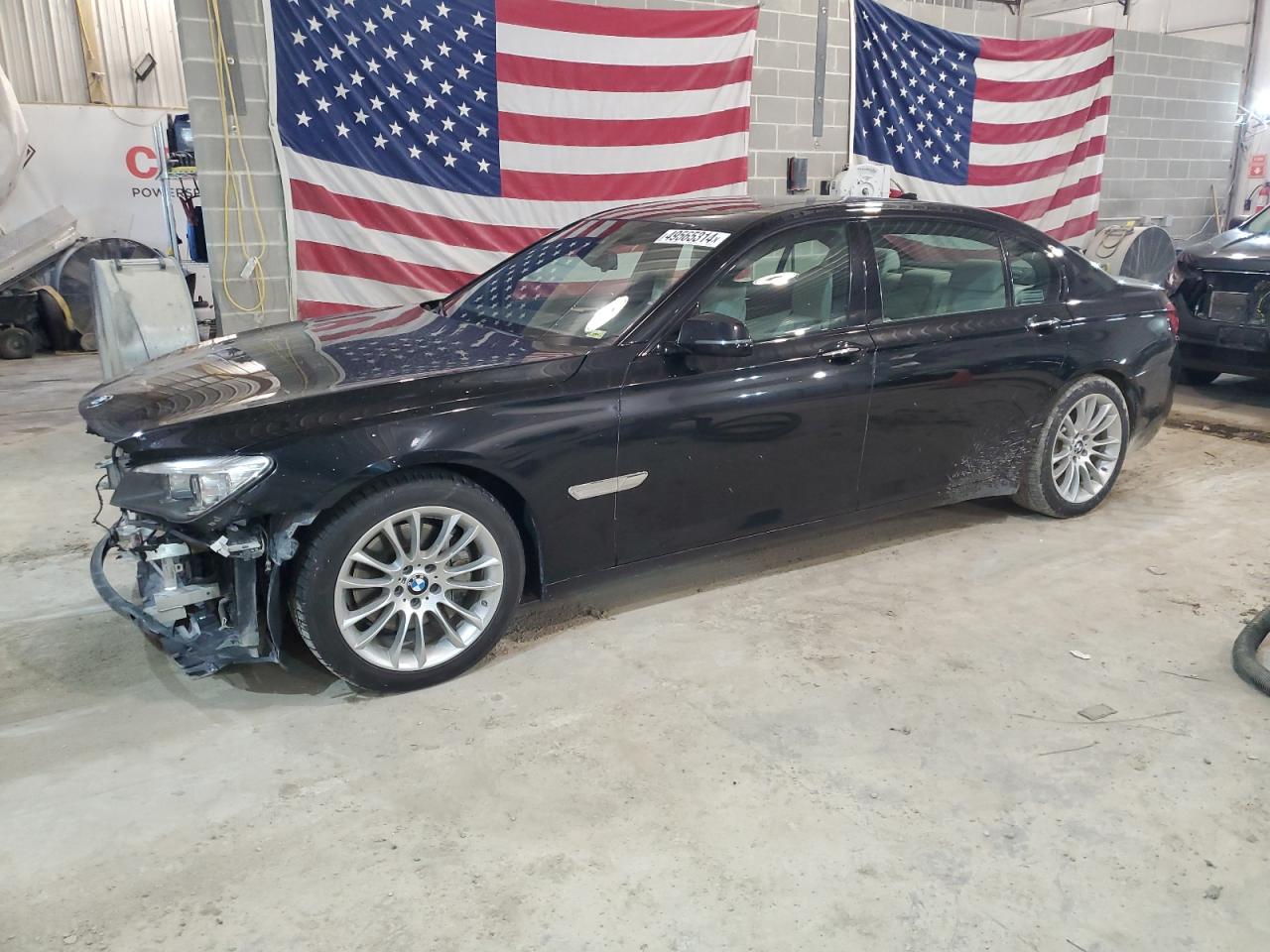 BMW 740 LXI 2013