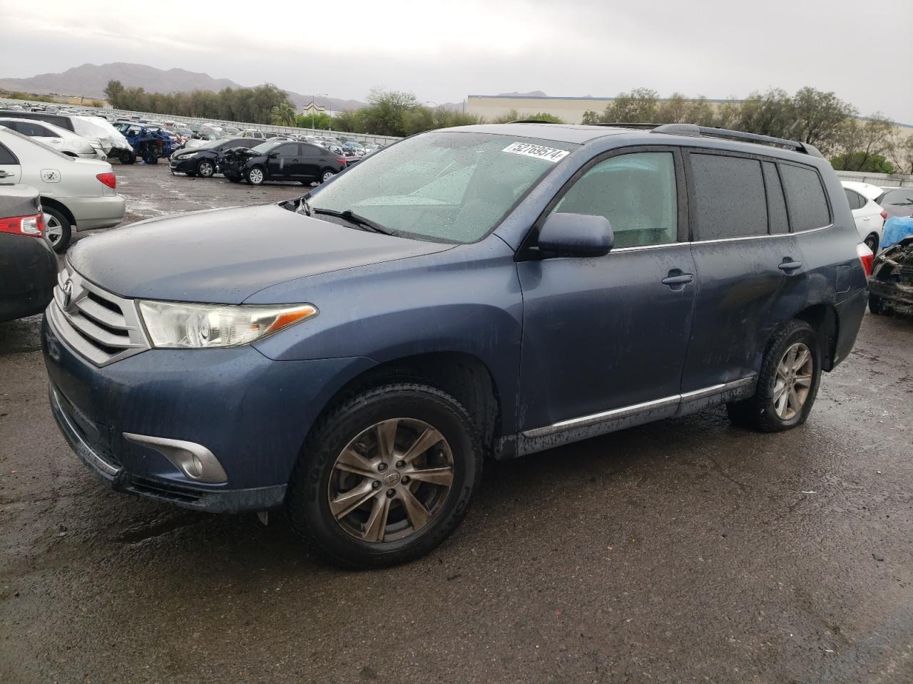 TOYOTA HIGHLANDER 2011