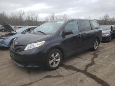 Toyota Sienna 2015