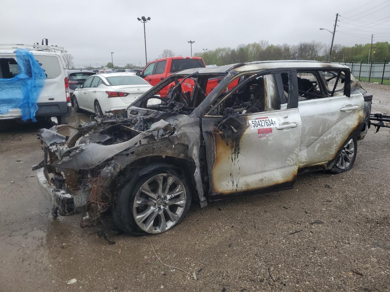 TOYOTA HIGHLANDER 2022