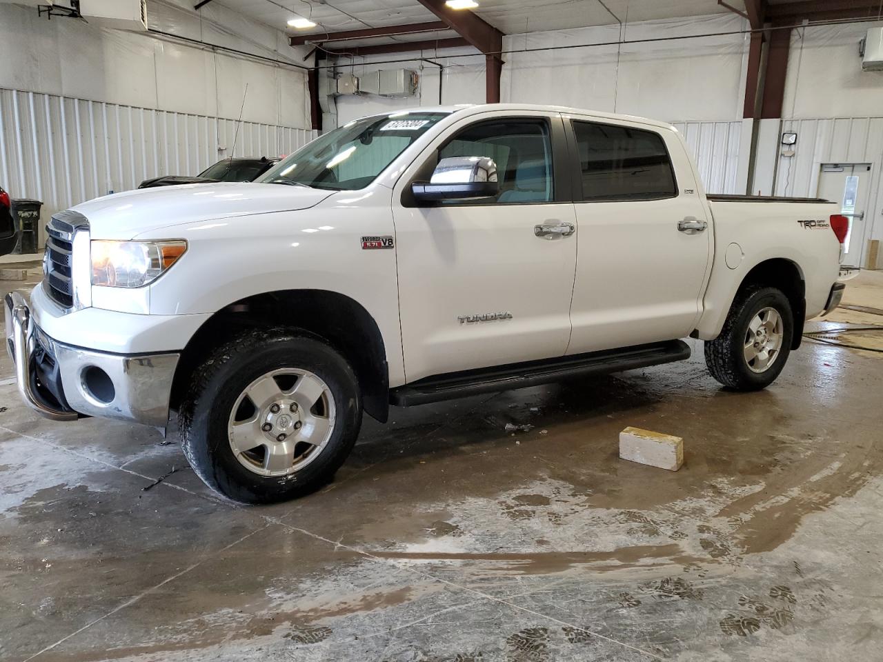 TOYOTA TUNDRA CRE 2013