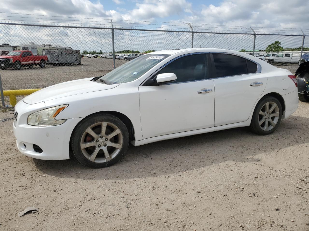 NISSAN MAXIMA S 2009