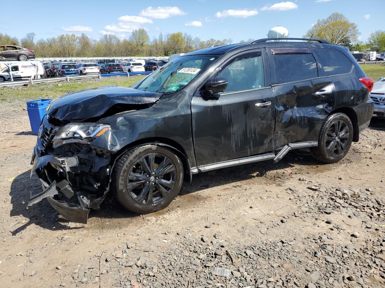 NISSAN PATHFINDER 2018